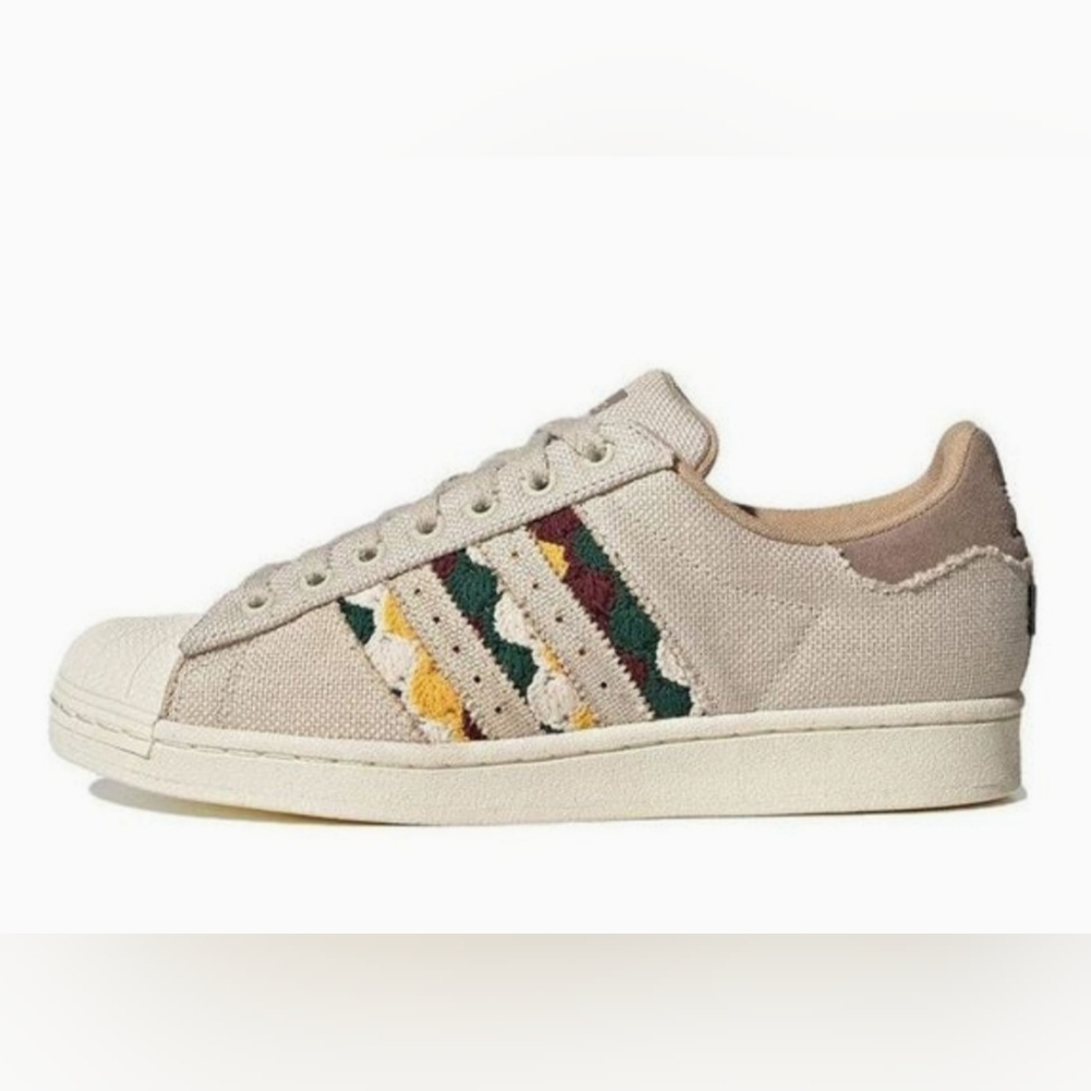 Adidas Superstar "Earth Day" *NWT* - Picture 2 of 13